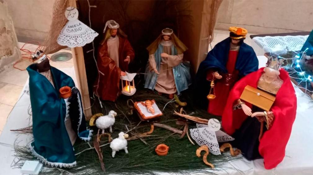 El Concejo Deliberante abre su corazón navideño con una creativa exhibición de pesebres artesanales
