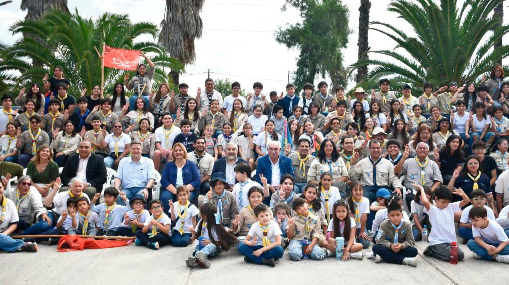 Funcionarios de la Municipalidad participaron de la apertura distrital de Scouts Argentina en el Parque Sur
