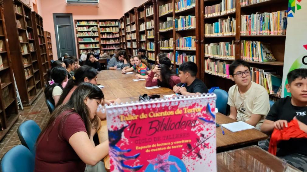 La Municipalidad inició los talleres de lectura y escritura para el concurso de jóvenes de La Bibliodera
